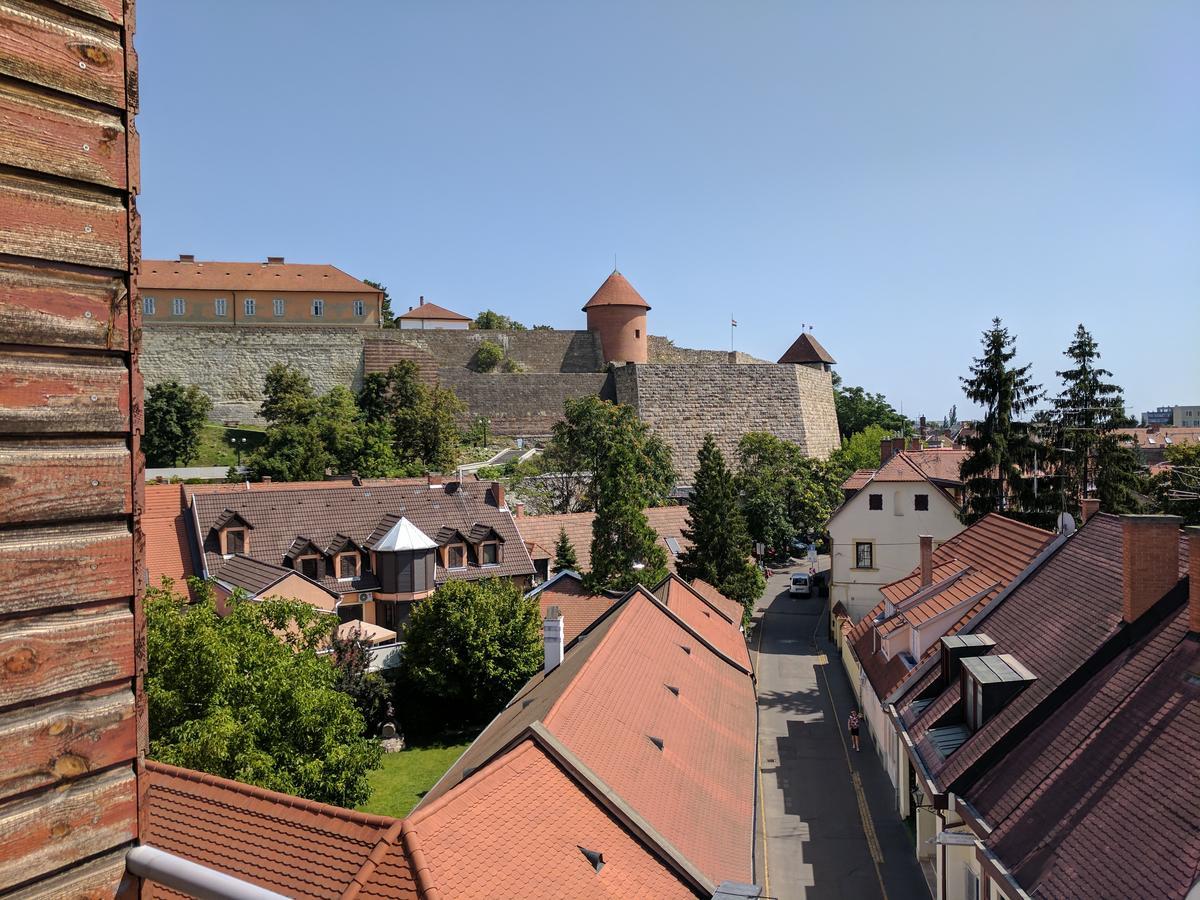 Minaret Apartman Eger Exterior photo